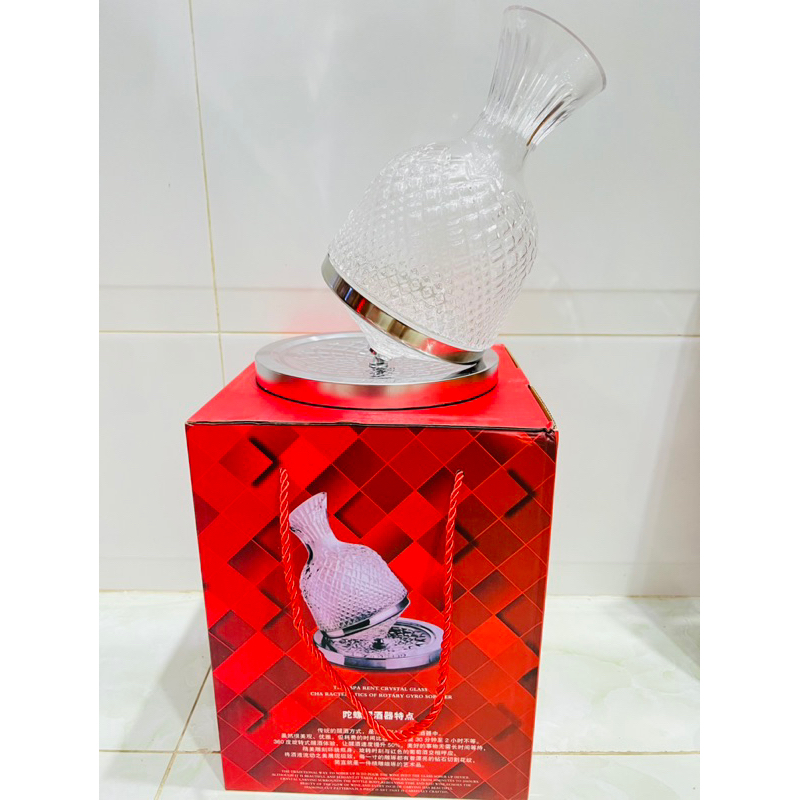 Bình thở rượu vang  xoay 360 độ phong cách sang trọng
