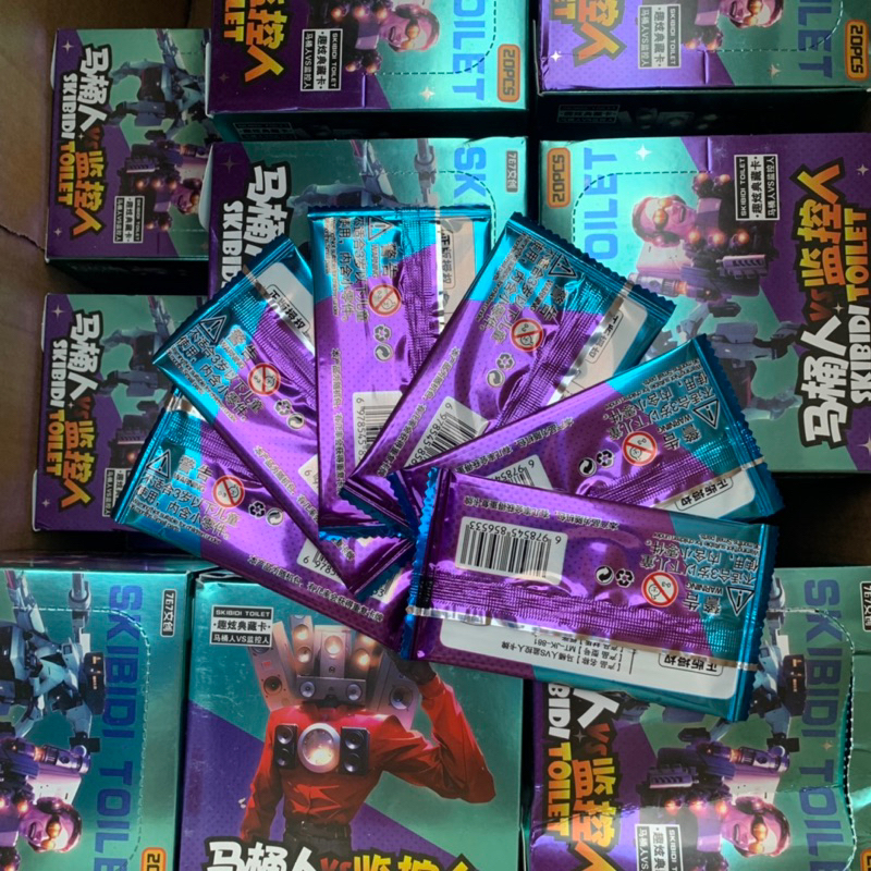 Hộp 32 gói thẻ bài Skibidi Toilet, Quỷ đầu loa