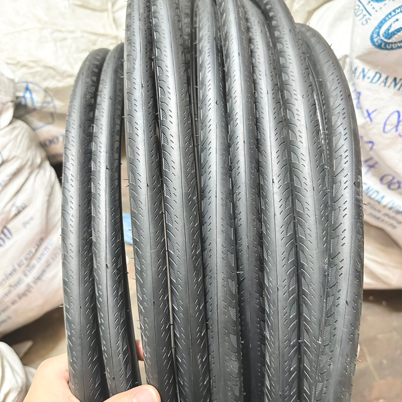 Lốp (vỏ) xe đạp 700x25c Kenda fixedgear