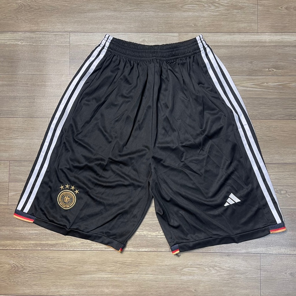 QUẦN BÓNG ĐÁ CÁC MẪU CLB  - Logo Thêu Vải Thái Cao Cấp