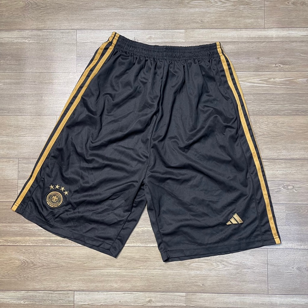 QUẦN BÓNG ĐÁ CÁC MẪU CLB  - Logo Thêu Vải Thái Cao Cấp