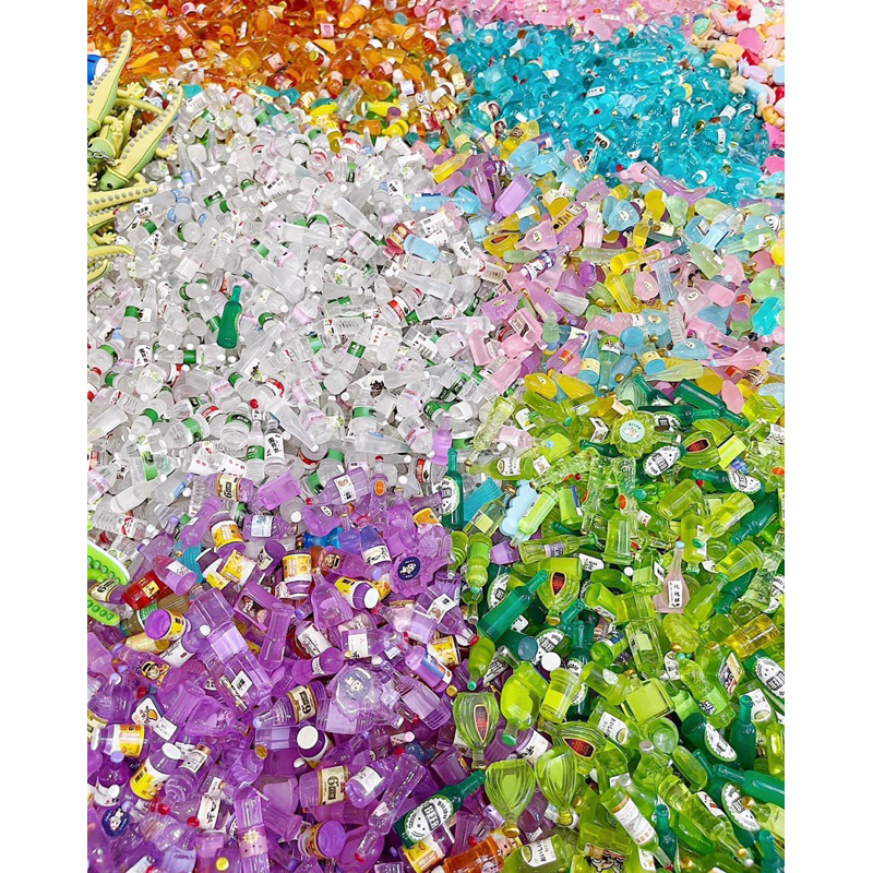 Charm chai nước mini nhiều loại màu sắc ngọt ngào