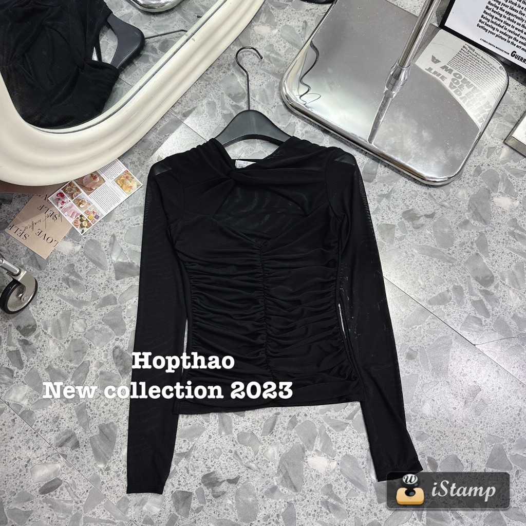 Áo thun lưới dài tay xoắn ngực 1 màu duy nhất