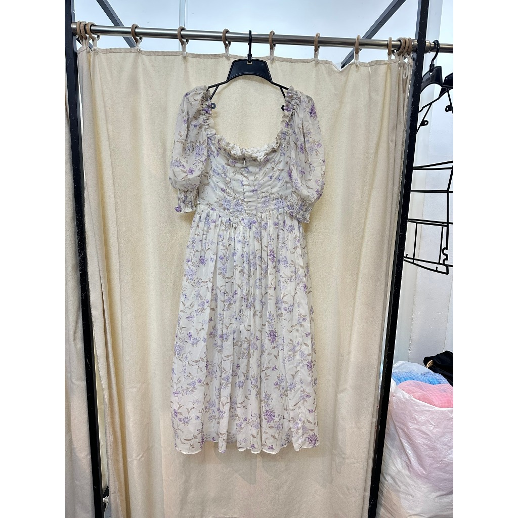THANH LÝ  - Váy hoa tím
