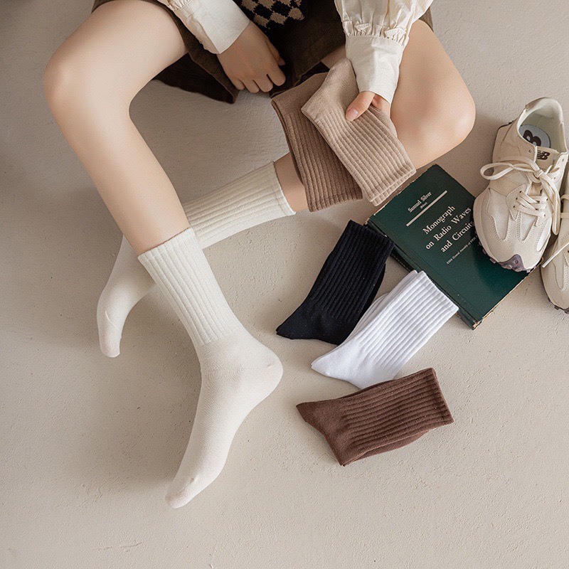 Set 5 Đôi Tất Cao Cổ Kẻ Gân Màu Nâu Phong Cách Hàn Quốc GAN1