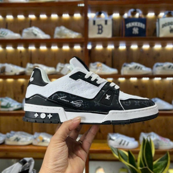 Giày Thể Thao LV 54 Trainer Signature Black White Đen Trắng Bản Cao Cấp 2023