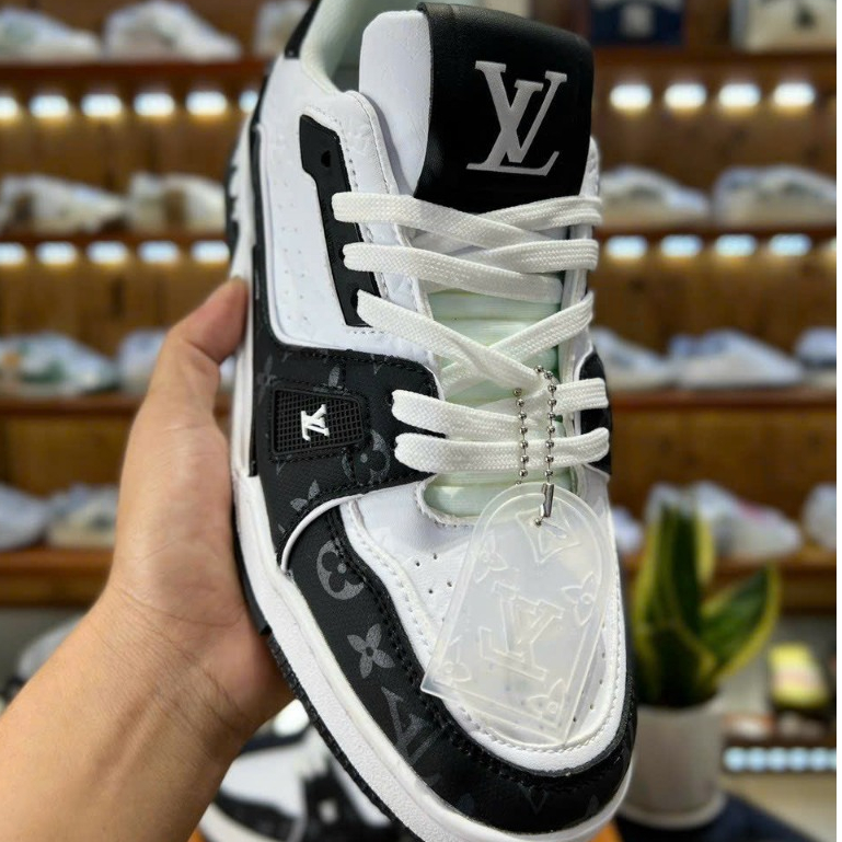 Giày Thể Thao LV 54 Trainer Signature Black White Đen Trắng Bản Cao Cấp 2023