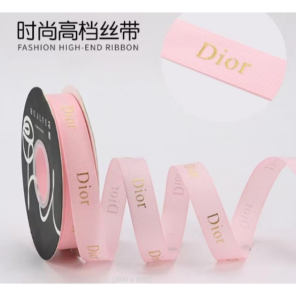 Cuộn ruy băng dài bản 2cm in chữ Dior nhũ vàng sang chảnh