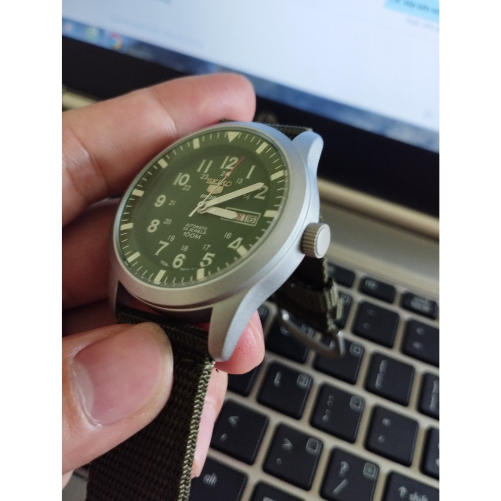 Đồng hồ cơ automatic SEIKO dây dù đẳng cấp sang trọng màu xanh