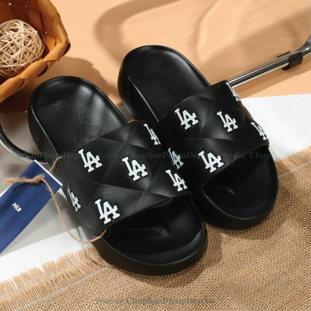 Dép nữ quai ngang MLB hot trend mới nhất 2023 size 35 đến 39