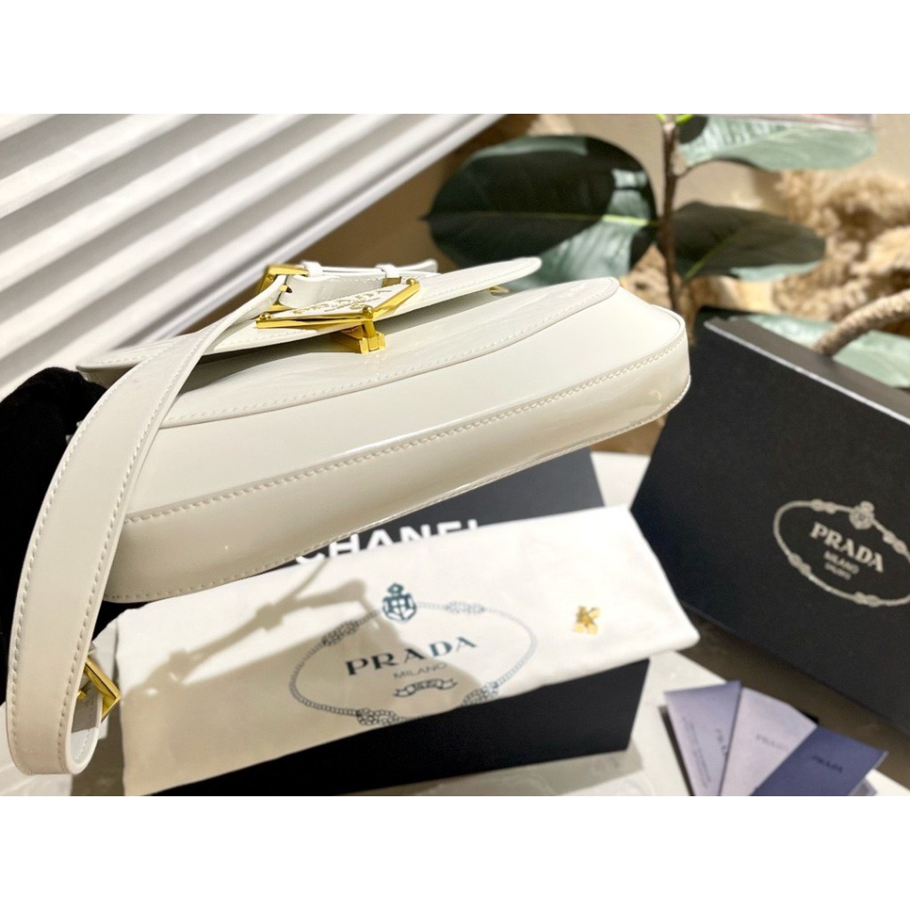 TÚI PRADA KẸP NÁCH SZ22