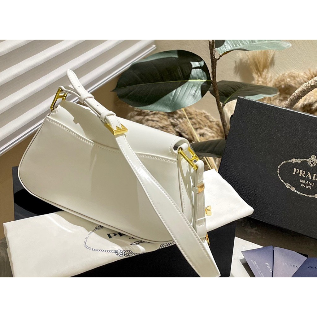 TÚI PRADA KẸP NÁCH SZ22