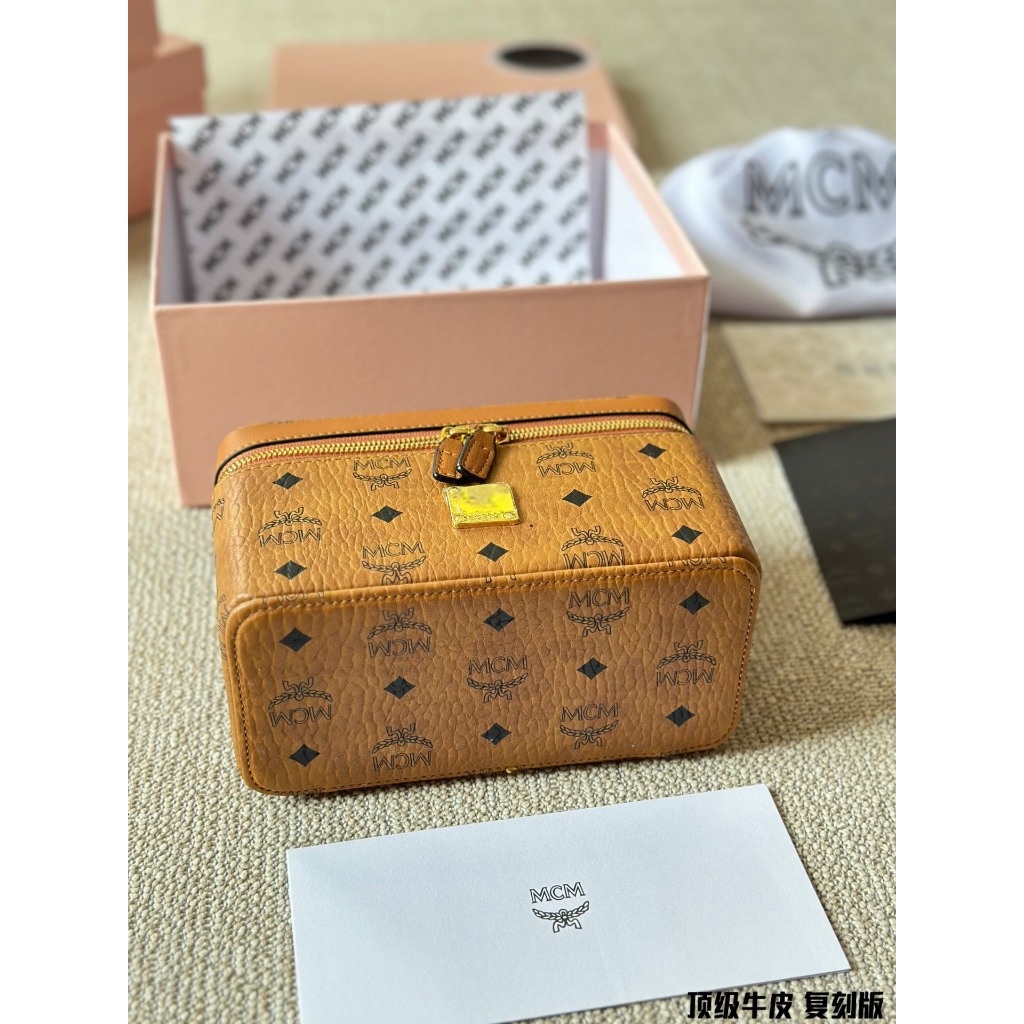 TÚI M.CM VANITY SZ 20