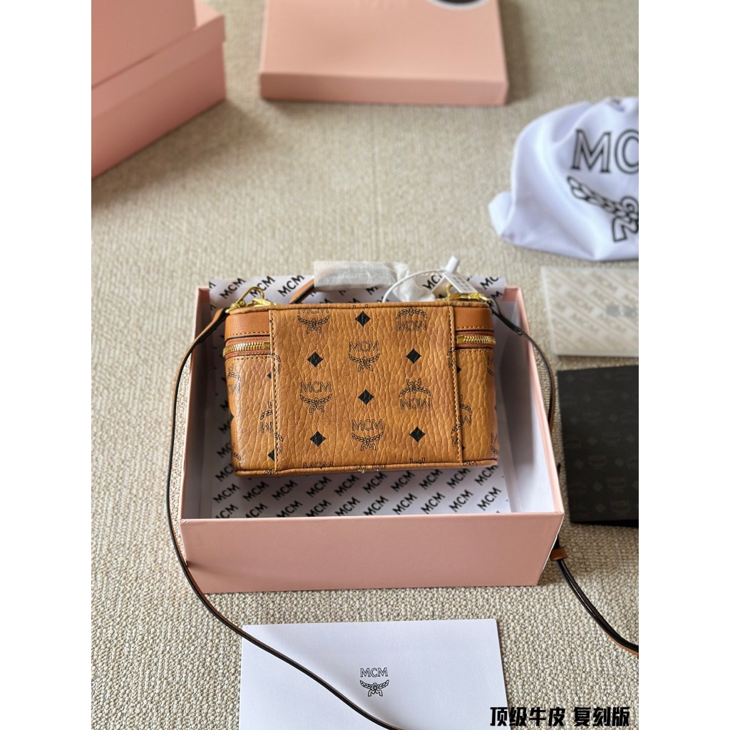 TÚI M.CM VANITY SZ 20