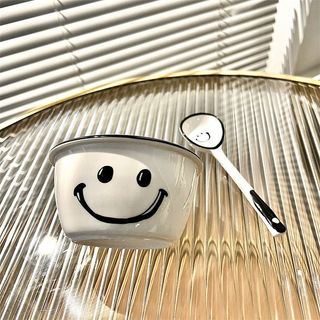 Sét 2 Bát  2 Thìa Smile Dễ Thương Cho Bé