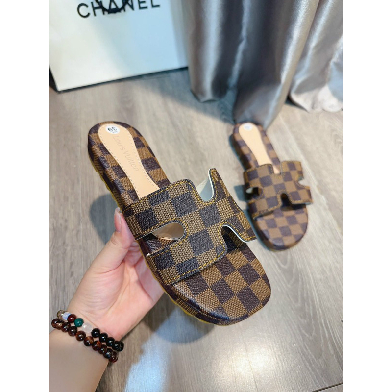 🍭🍭Dép HM Lv siu hot  Tháng bán 1000 d là chuyện bt. cao 2F FULL BOX 📦