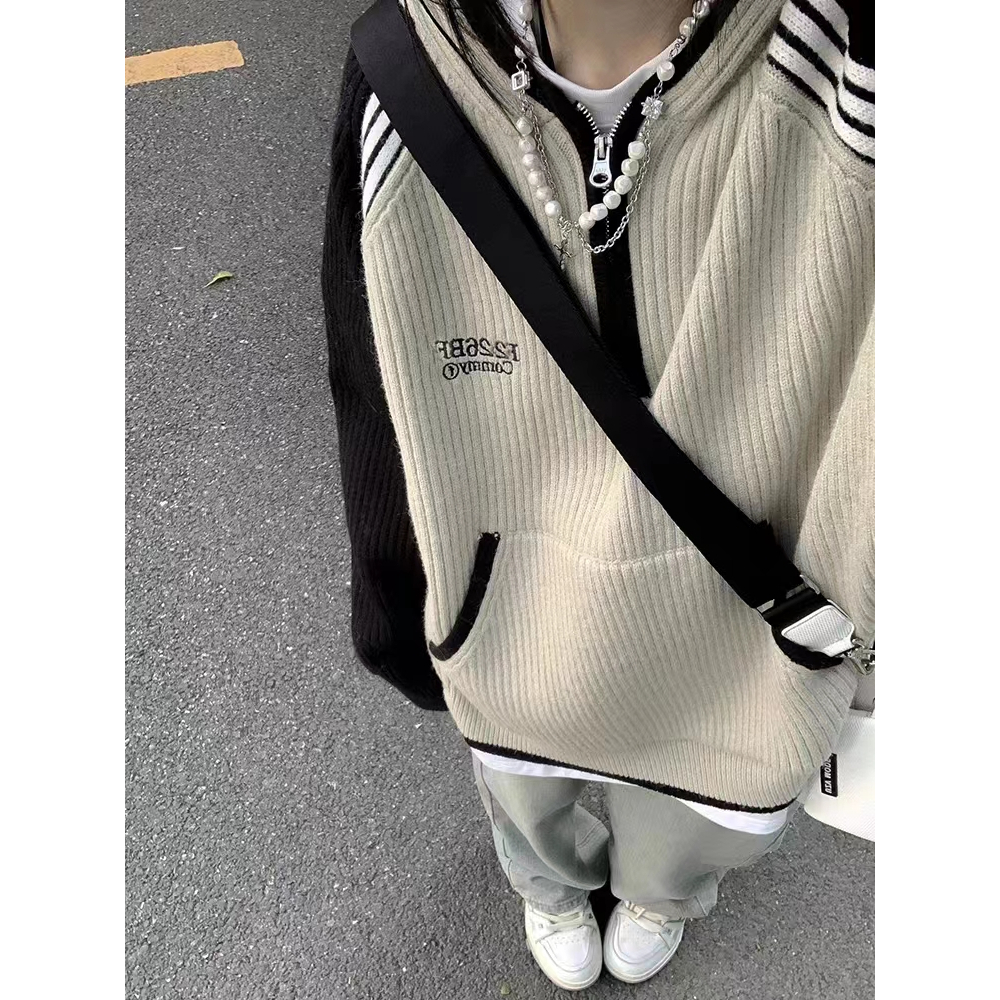 Áo len hoodie có mũ xanh dương phối đen Raglan có túi khoá kéo oversize dáng dấu quần ulzzang