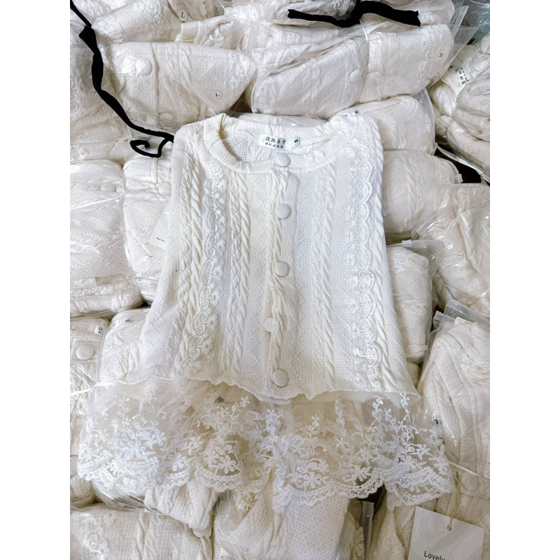 ☘️ ÁO  LEN SƠ MI PHỐI REN CÁCH ĐIỆU