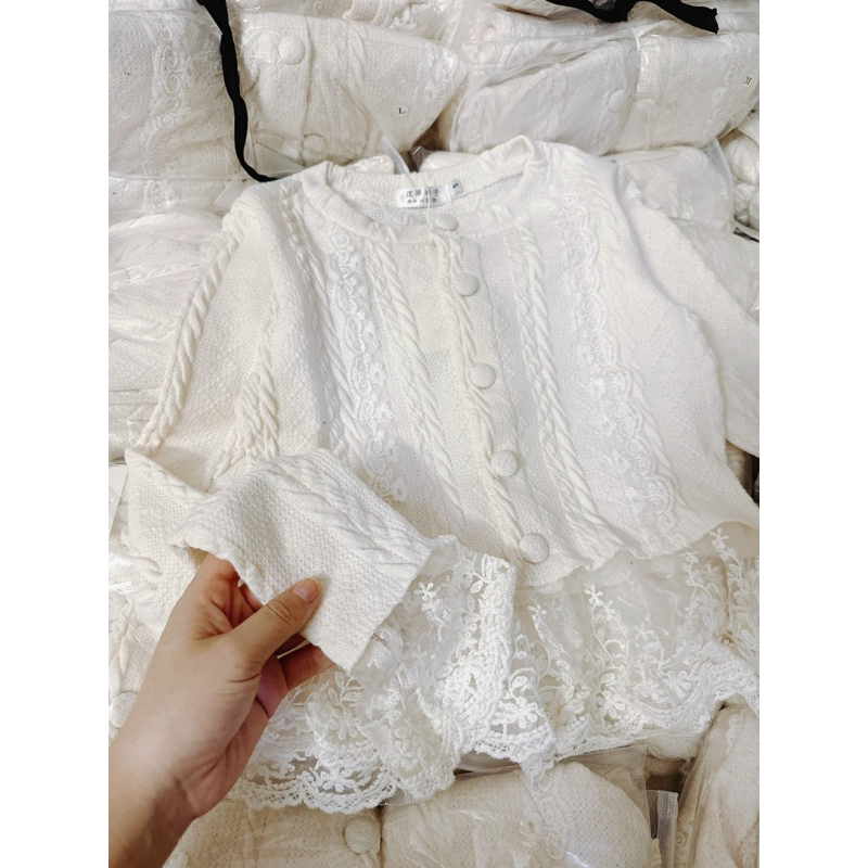 ☘️ ÁO  LEN SƠ MI PHỐI REN CÁCH ĐIỆU