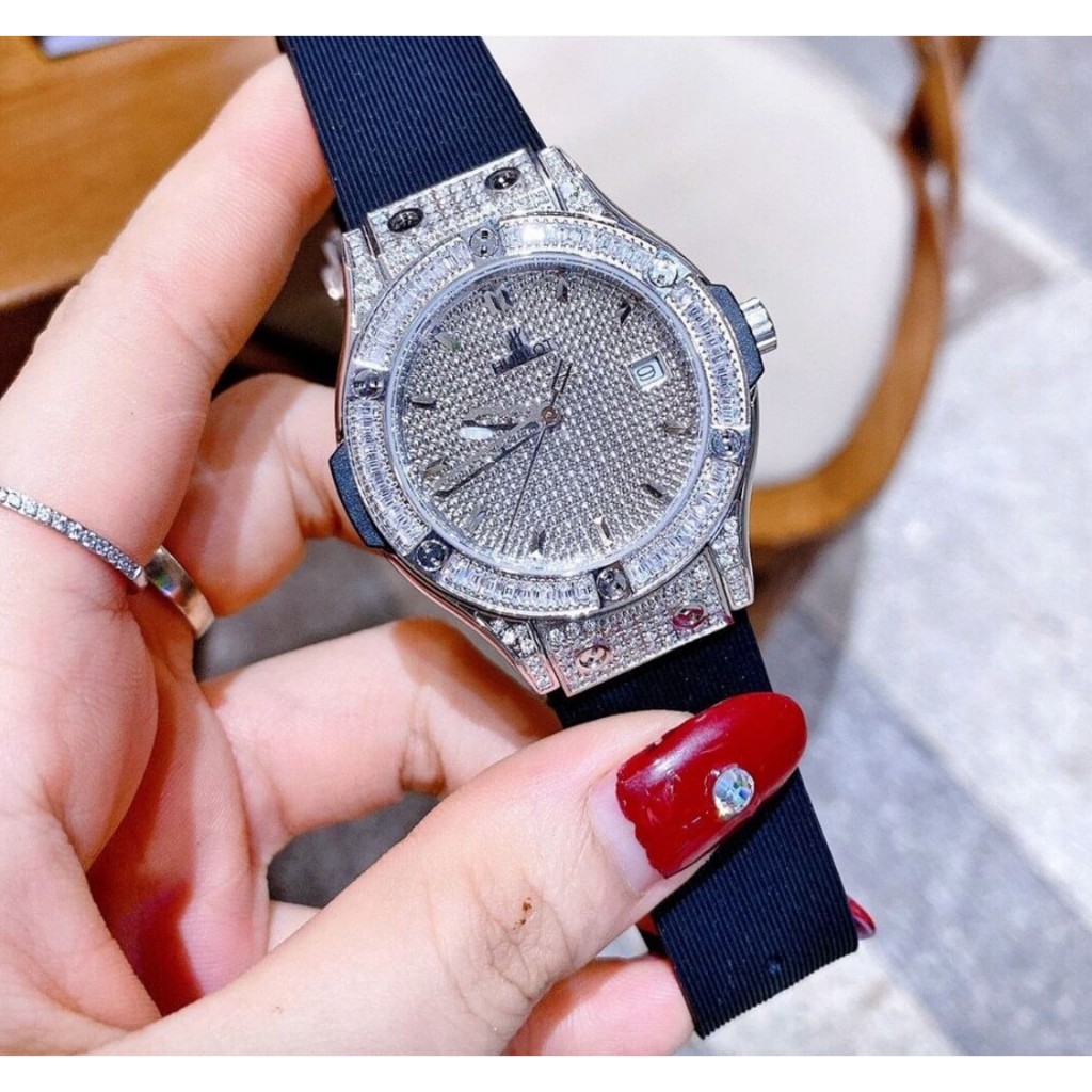 Đồng Hồ Nữ HuIlot Đen Full Đá Cao Cấp Sang Chảnh Case 34mm Máy Pin Nhật Xịn Bảo Hành 12 Tháng