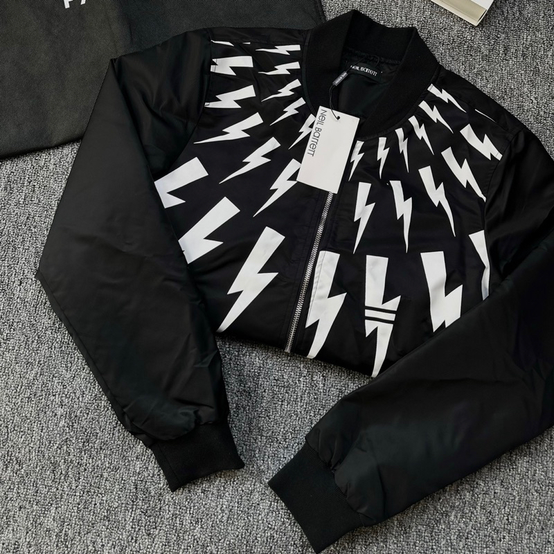 Áo khoác bomber tia sét nam nữ-áo khoác bomber jacket in hình tia sét boy phố đông 2023