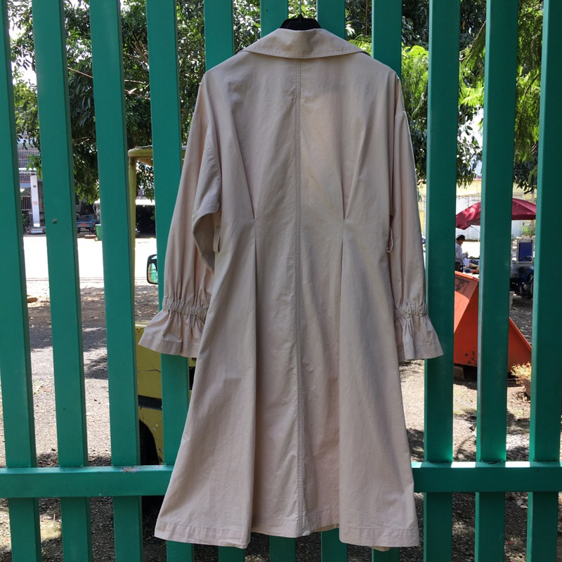 Khoác manto kaki tay bồng Marie Marie women coat
