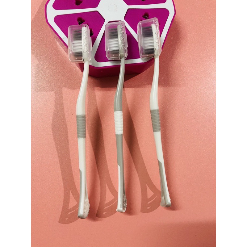 Hộp 8 Bàn Chải Đánh Răng 2 Đầu Kèm Cạo Lưỡi