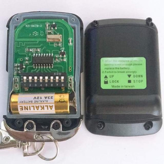 Remote điều khiển cửa cuốn có 8 mã gạt sóng 433