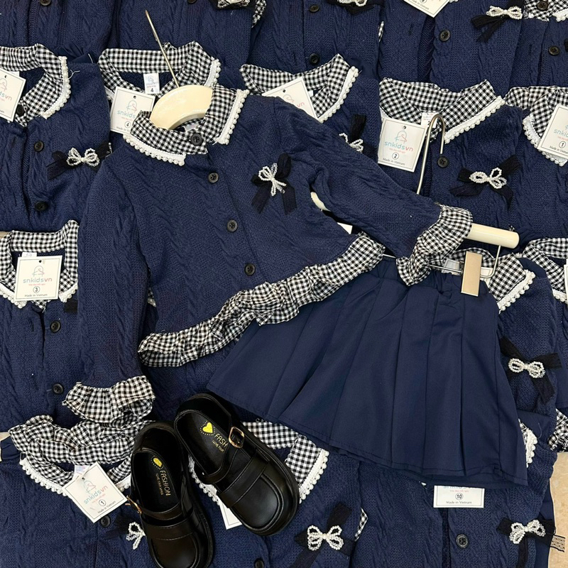 Set váy than - viền caro bé gái