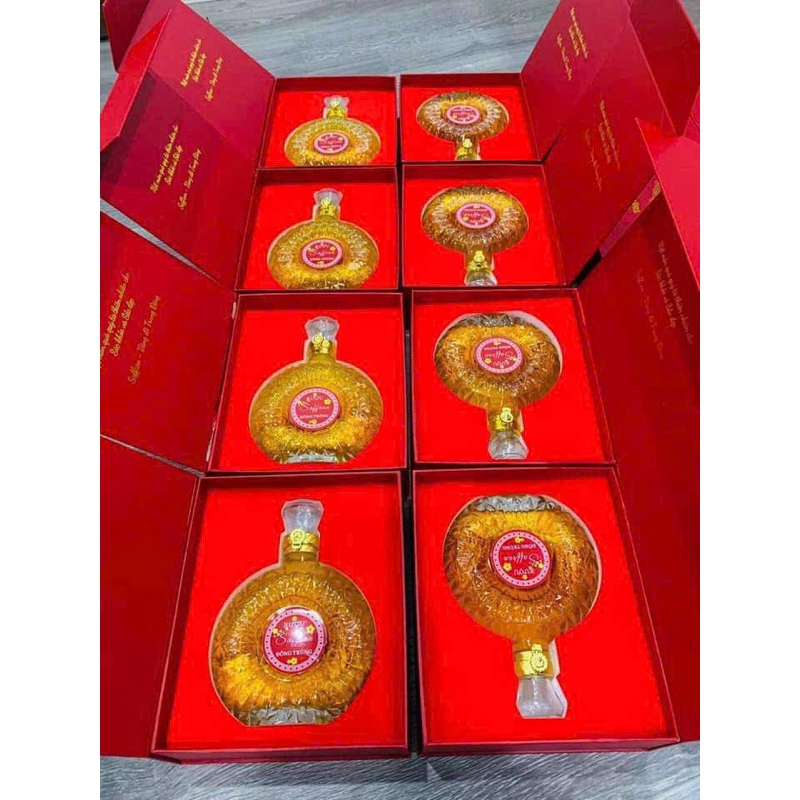Hộp Quà Đông Trùng Hạ Thảo Đựng Chai XO/ Đông trùng sấy khô