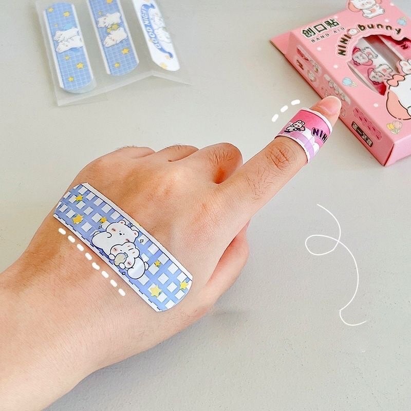 BĂNG CÁ NHÂN IN HÌNH GẤU GOOD NIGHT MÀU XANH dễ thương cho bé 20 MIẾNG / HỘP 7.2 x 1.9 cm