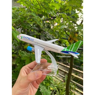 Mô hình máy bay kim loại dài 16cm có đế trưng bày mô hình máy bay dân dụng