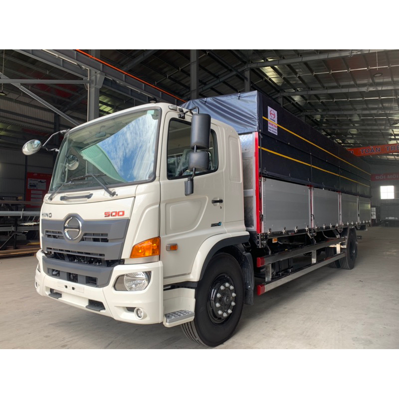Cản hông xe tải