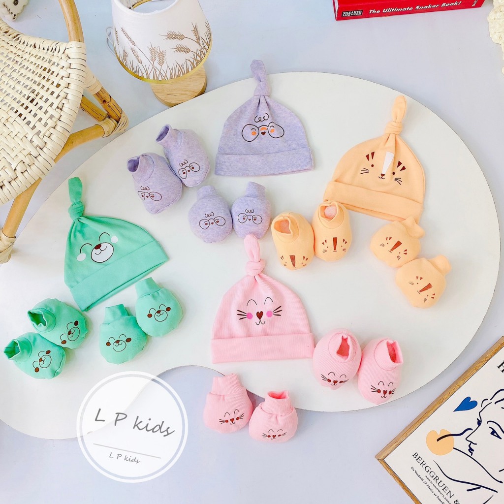 Sét mũ đuôi bao tay bao chân sơ sinh NỀN MÀU 5 MÓN CHẤT ĐẸP đáng yêu cho bé SM06