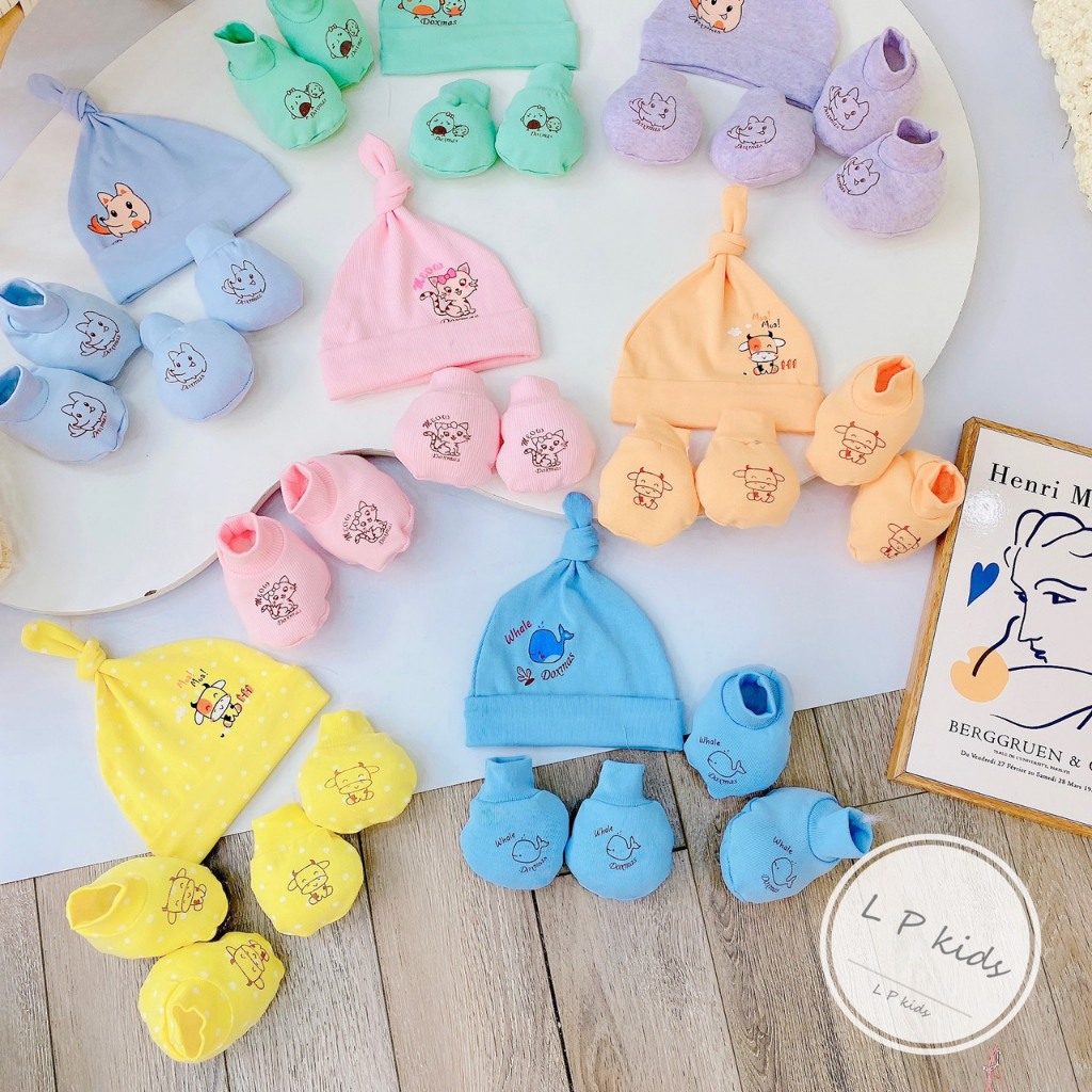 Sét mũ đuôi bao tay bao chân sơ sinh NỀN MÀU 5 MÓN CHẤT ĐẸP đáng yêu cho bé SM06