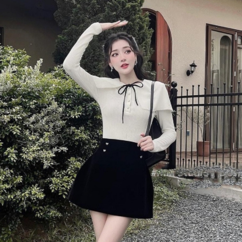 Trend - Set Bộ Áo Thun Tăm Cúc Ngọc Phối Chân Váy Đen Tacta, Phong Cách Hàn Quốc, HH244130