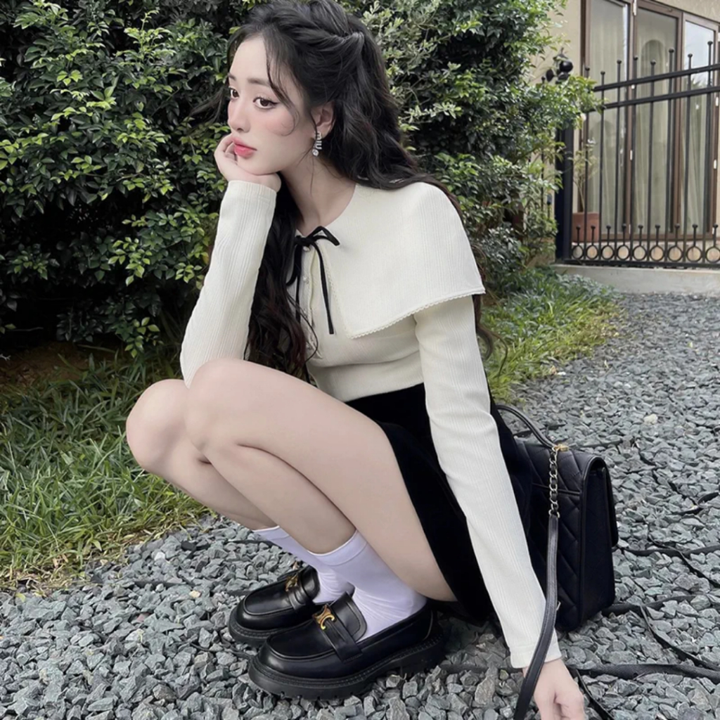 Trend - Set Bộ Áo Thun Tăm Cúc Ngọc Phối Chân Váy Đen Tacta, Phong Cách Hàn Quốc, HH244130