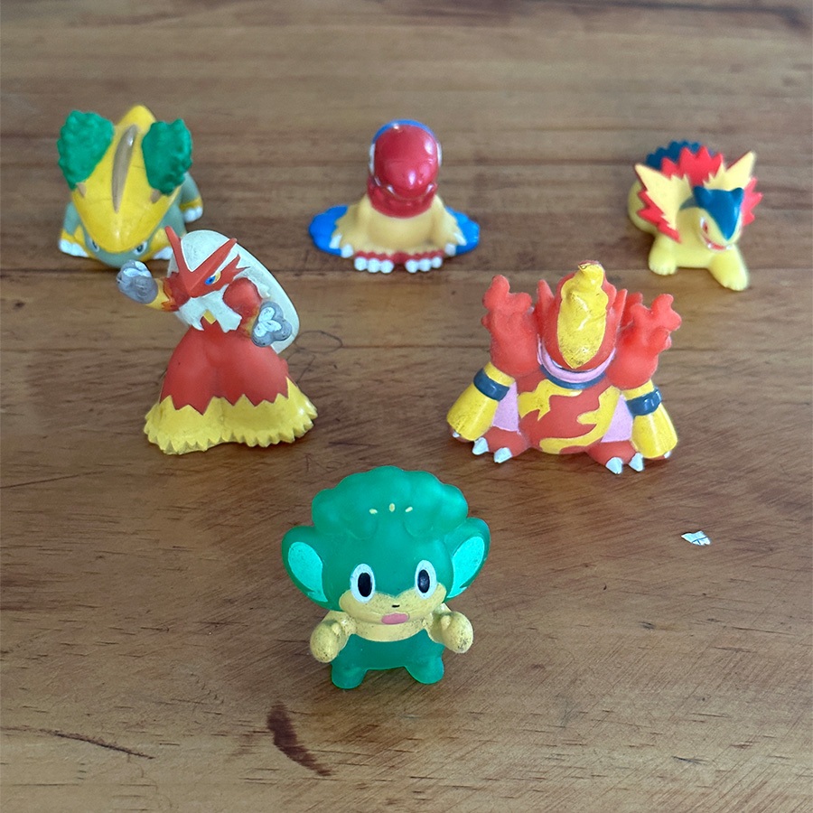 Mô Hình P5 Pokemon Kid Bandai Tổng Hợp Pokemon Ngón Tay Rỗng Ruột Chính Hãng