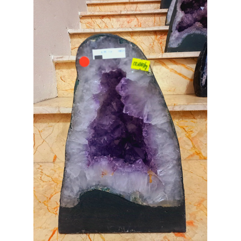 Động thach anh tím hàng thiên nhiên cao cấp