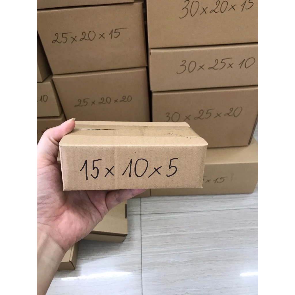 Hộp carton đóng hàng đủ các kích thước nhỏ, to, thùng carton cod