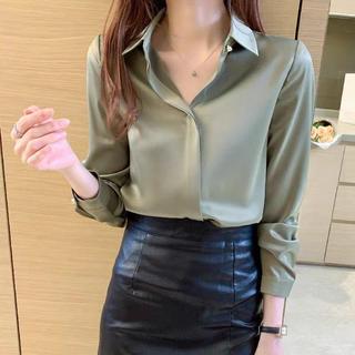 B843- Áo Sơ Mi lụa ngọc nẹp đôi sang trọng