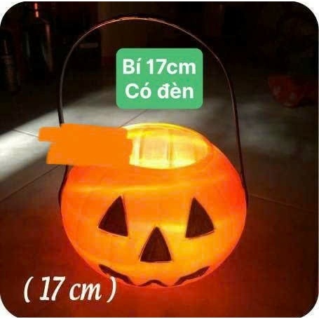 Giỏ trái bí halloween có đèn 17cm