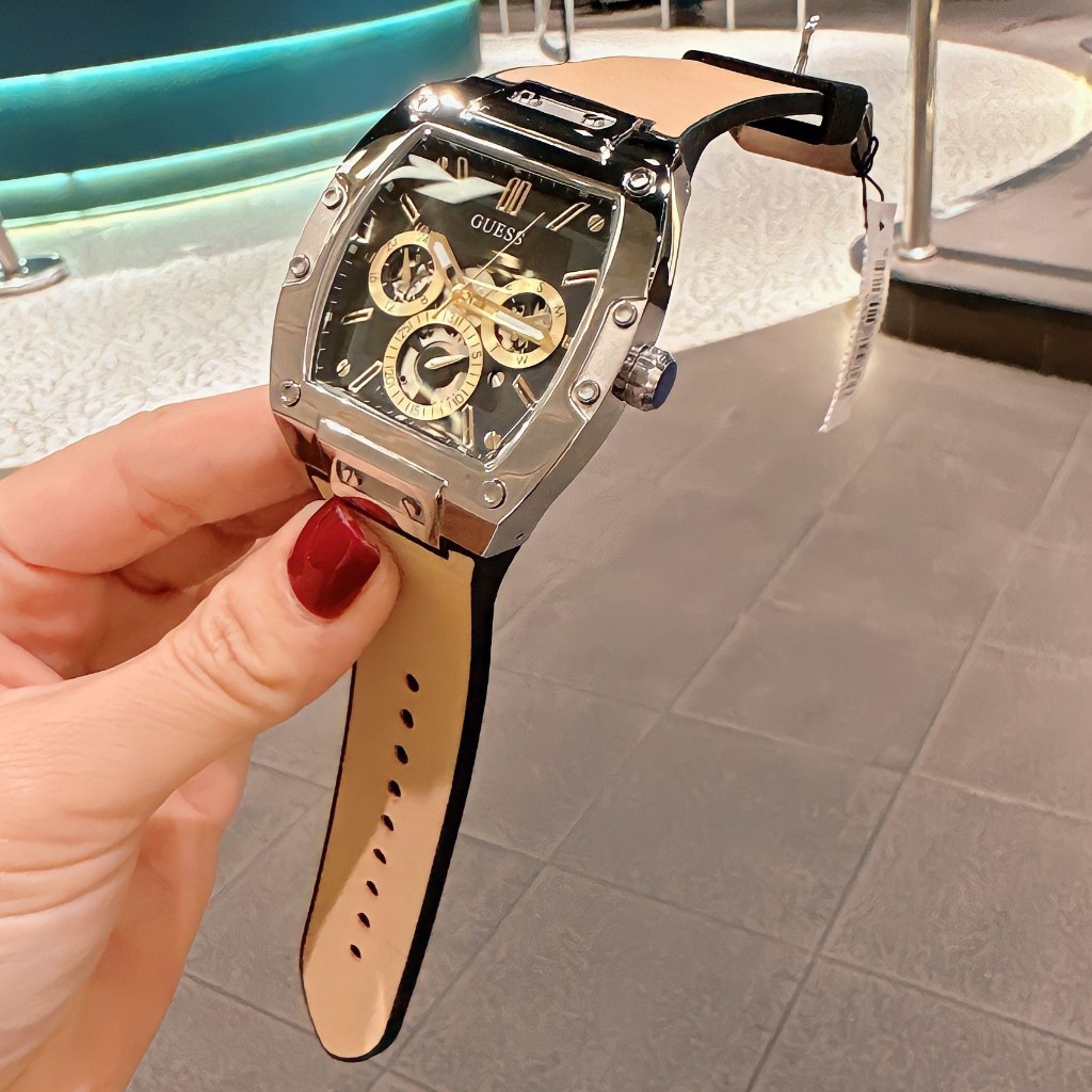 Đồng Hồ Nam Guess GW0202G3 Dây Da 43x51mm