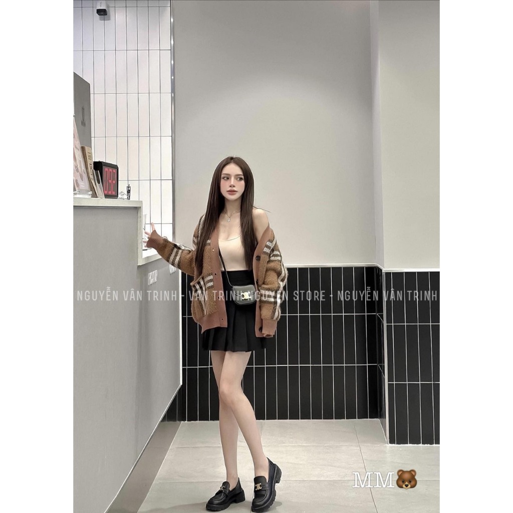 Áo len cardigan nâu phối kẻ đẹp mắt thời trang hàng QCL1