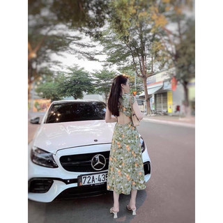 đầm hoa xanh hở lưng