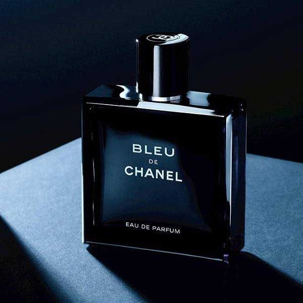 Nước hoa nam Bleu De Chanel huyền bí, ấm áp và quyến rũ