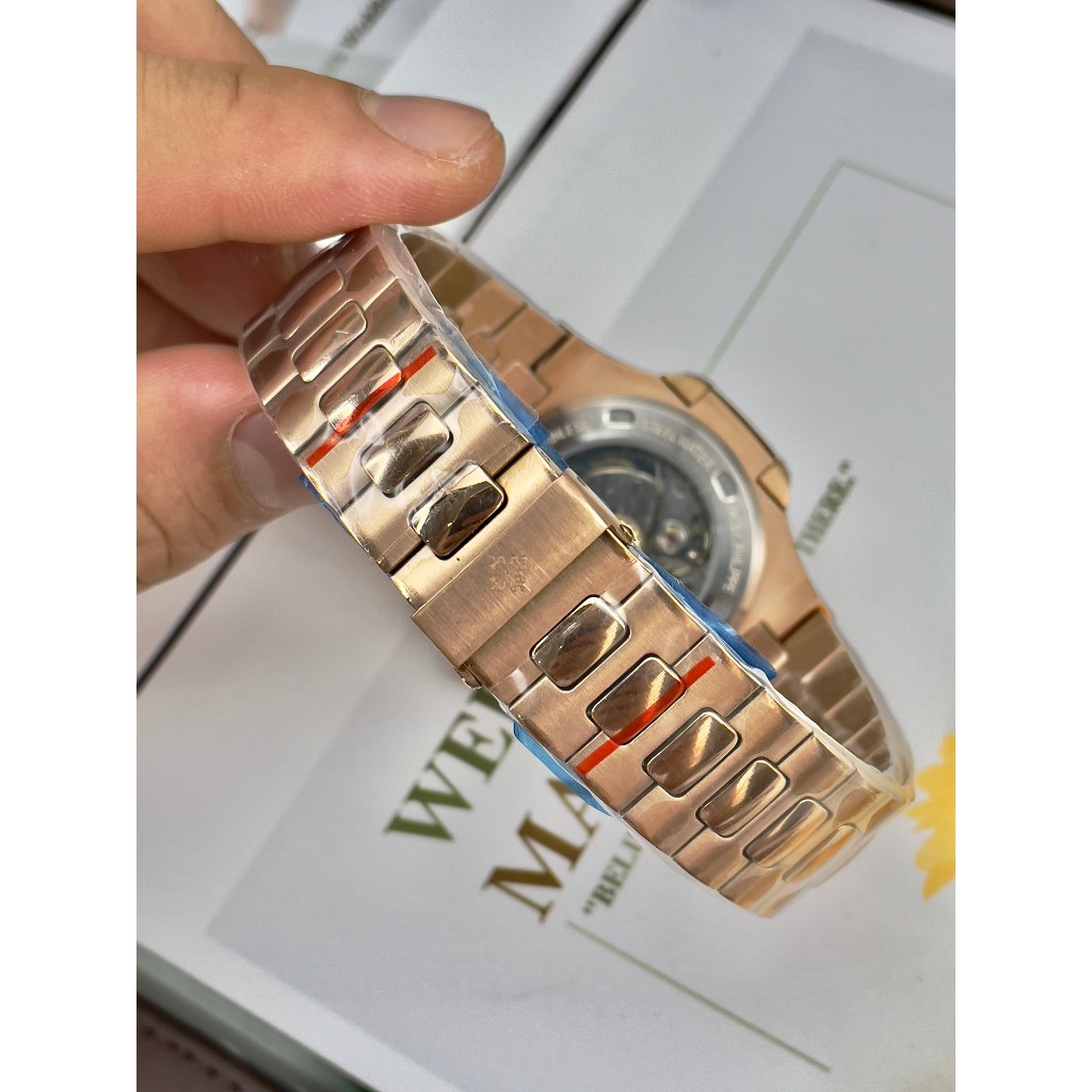 Đồng hồ nam Patek phillpe Nautilus 5711 40mm máy nhật automatic, khung thép không gỉ 904l mạ PVD