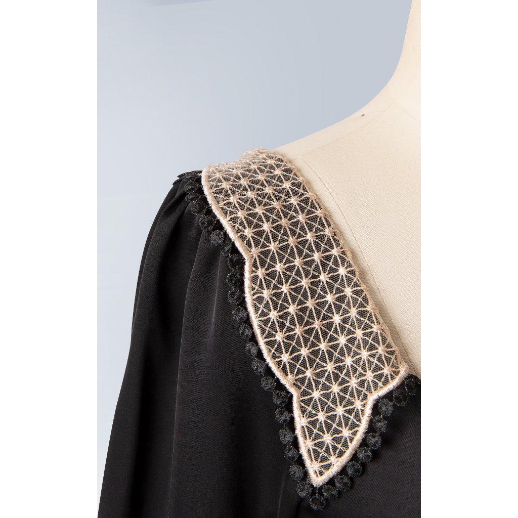 Đầm Xòe Katosa Tay Dài Phối Ren 1 Màu Đen, Đầm Phối Ren Dáng Xòe, Chất Lụa Mềm