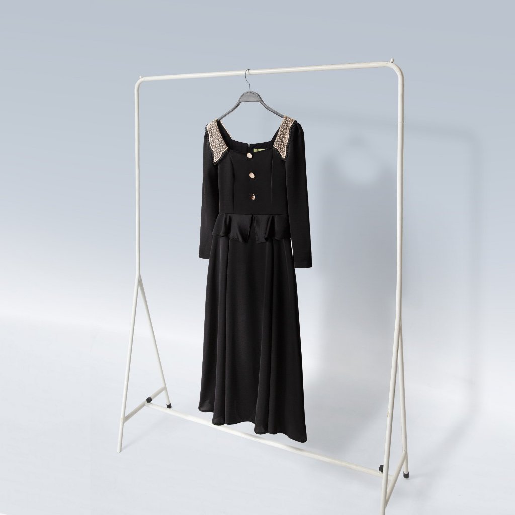 Đầm Xòe Katosa Tay Dài Phối Ren 1 Màu Đen, Đầm Phối Ren Dáng Xòe, Chất Lụa Mềm