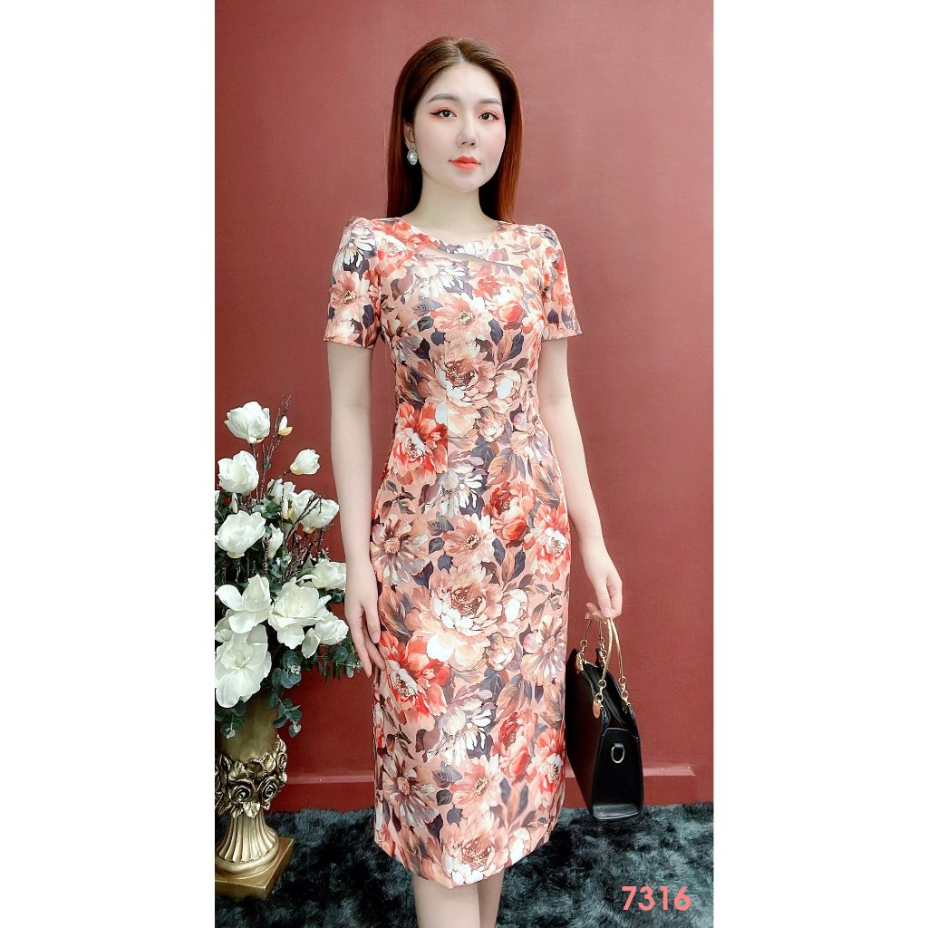 Đầm EMY EM7316 Suông Hoa Cổ Tròn